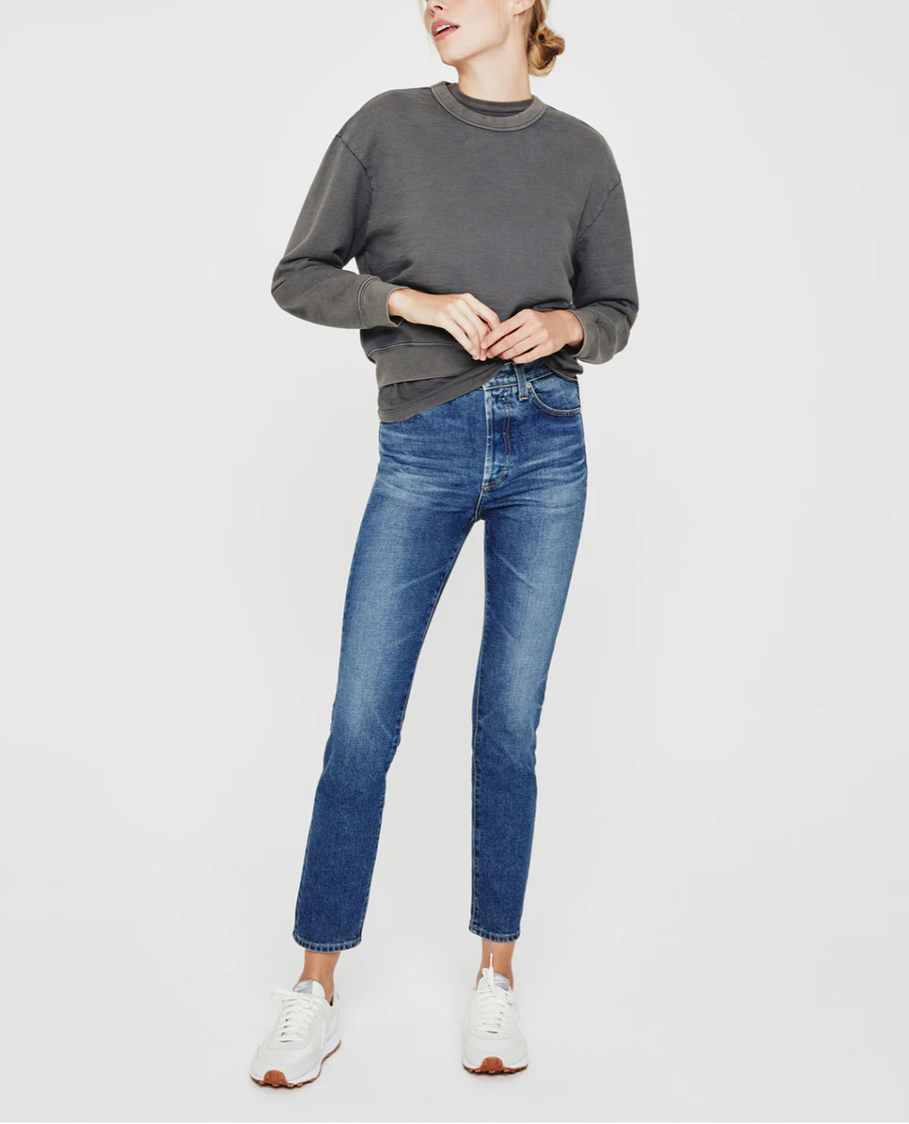 AG JEANS NWOT Alexxis Slim Straight 360° Denim Jeans in 10 Years Elwood // 25